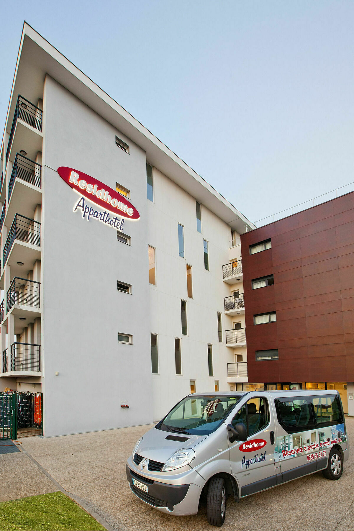 Privilège Hôtel&Apparts Eurociel Centre Comédie Montpellier Exterior foto